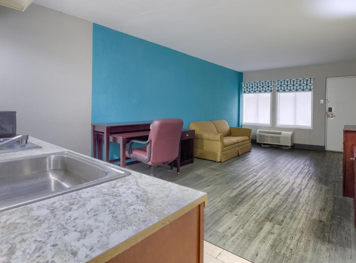 Days Inn By Wyndham Mobile I-65 Ngoại thất bức ảnh