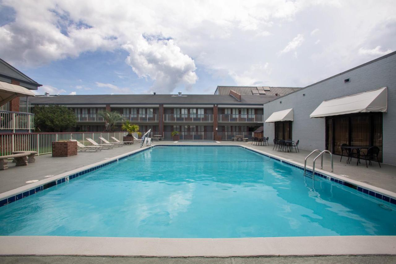 Days Inn By Wyndham Mobile I-65 Ngoại thất bức ảnh