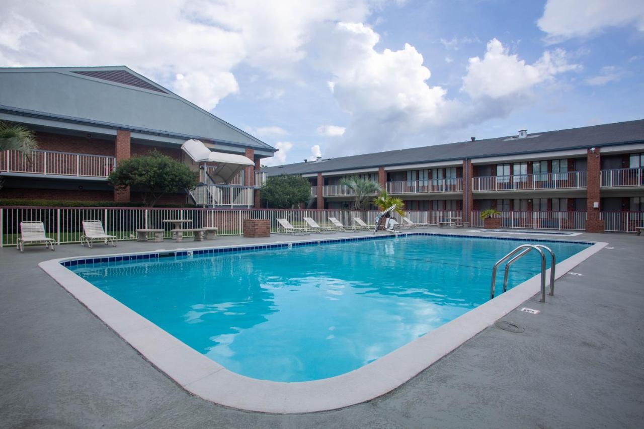 Days Inn By Wyndham Mobile I-65 Ngoại thất bức ảnh